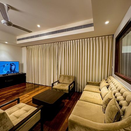 Brand New Water Front Luxury Cinnamon Suites Apartment In Heart Of Colombo City מראה חיצוני תמונה