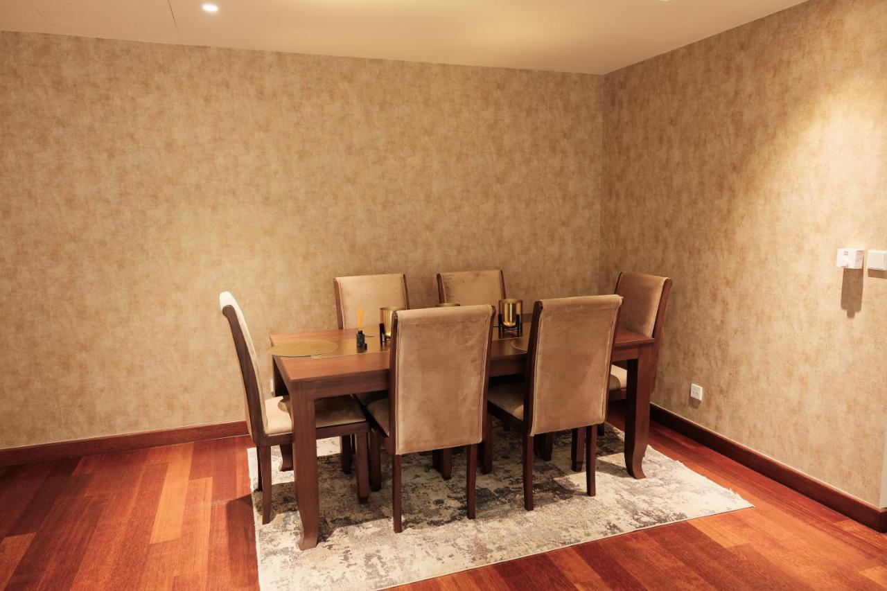 Brand New Water Front Luxury Cinnamon Suites Apartment In Heart Of Colombo City מראה חיצוני תמונה